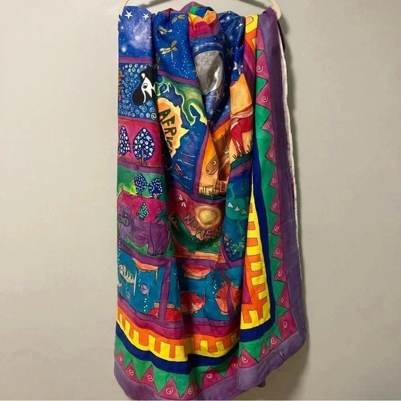 African Animals  Tapestry with curtain writing in English and Zulu - Picture 1 of 11